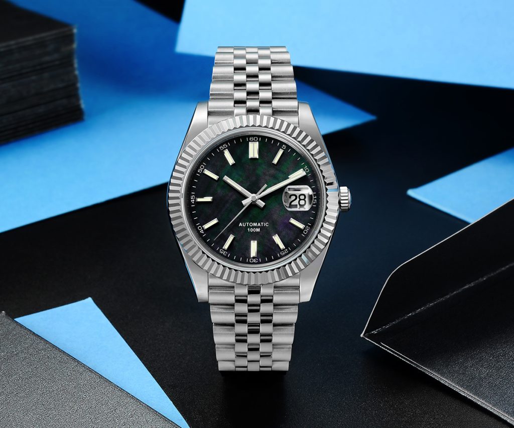 500m water resistant watch