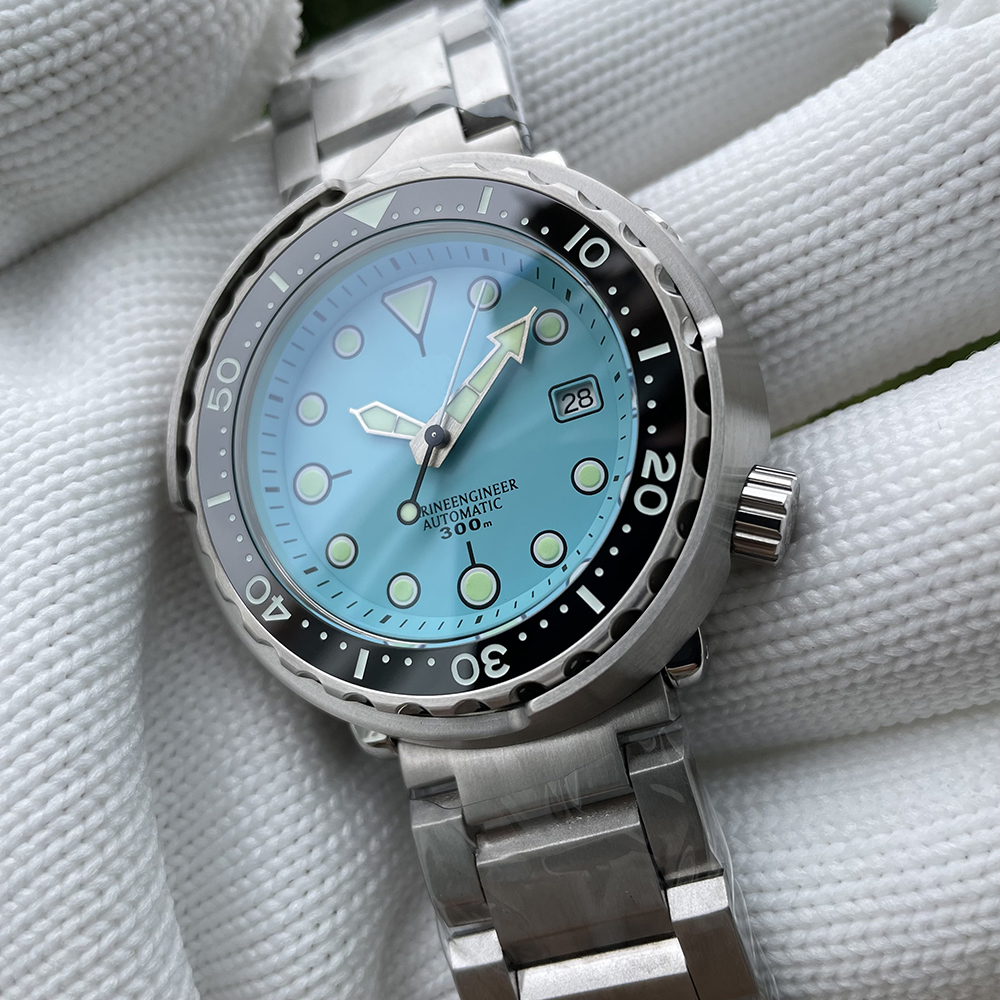 Custom watches 316L for diving with Swiss Super-LumiNova BGW9 dial 4 customized-watch-case