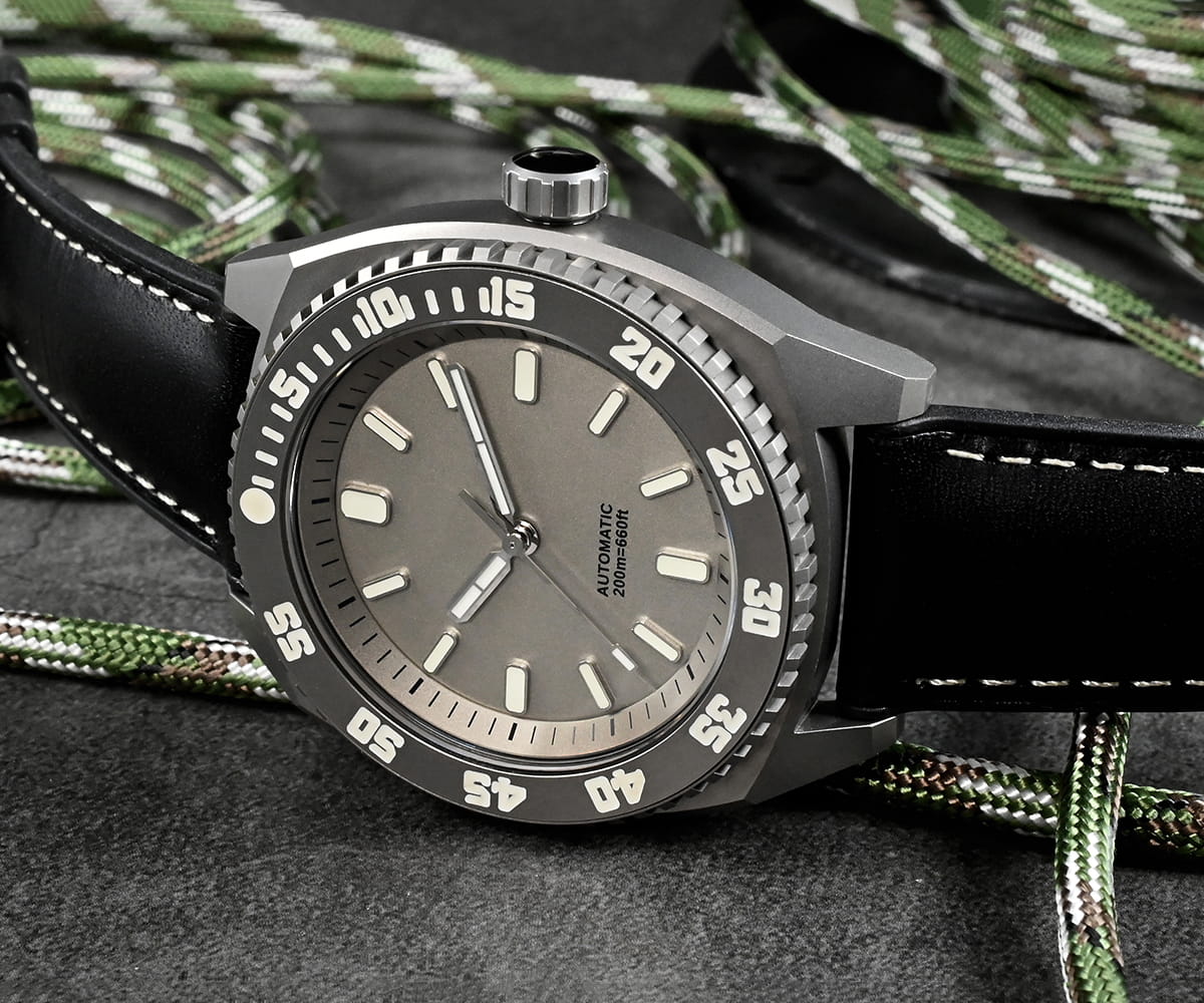 1676710171162 Titanium watches suppliers,titanium watch case,tianium watch waterproof