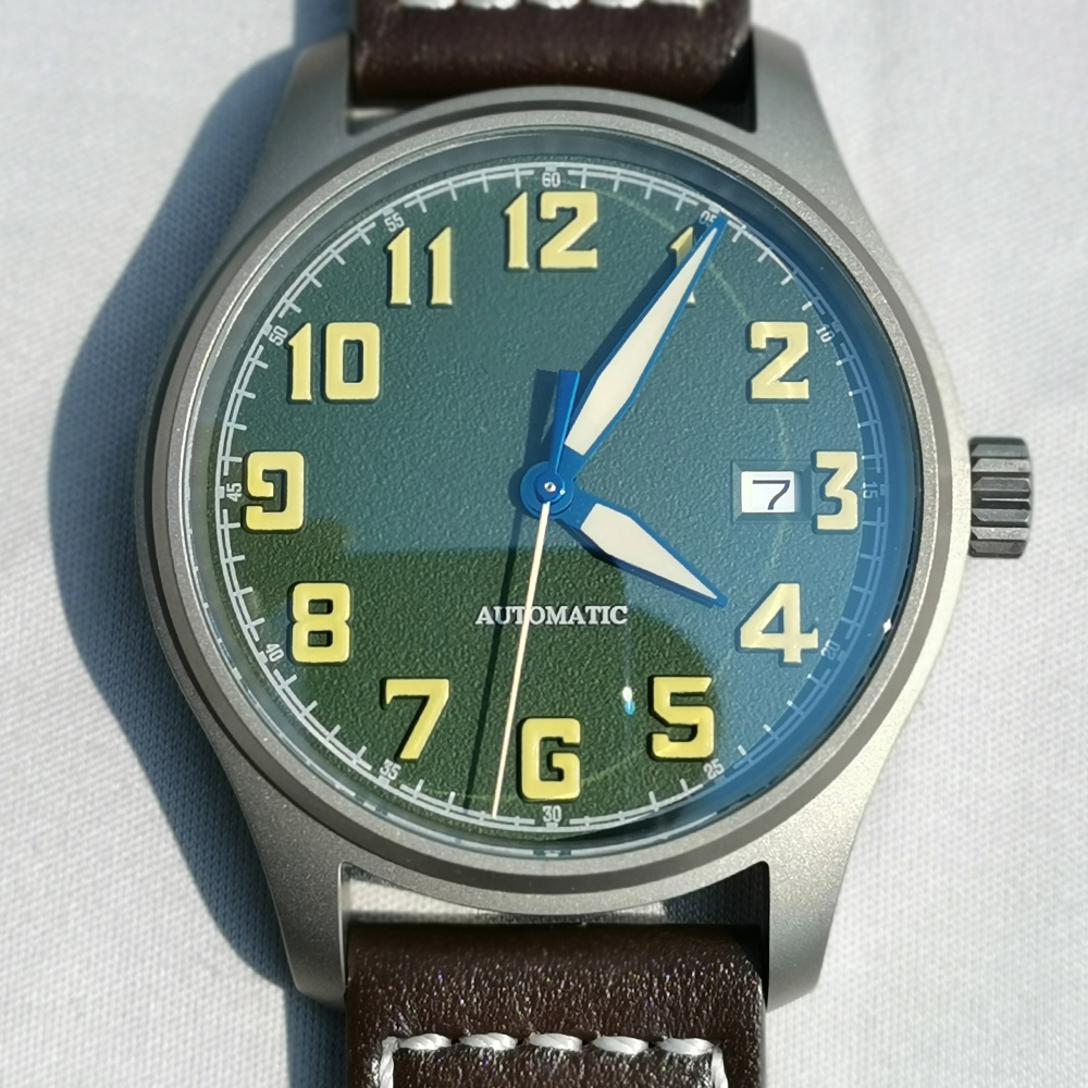 make custom watch