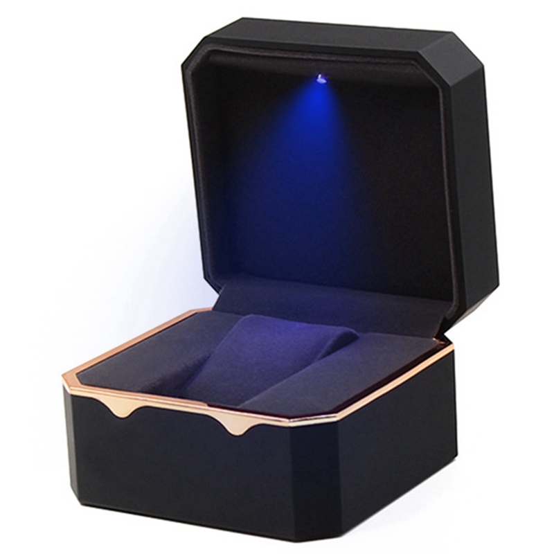 watch box with light