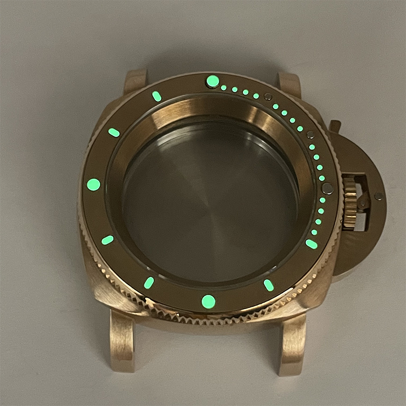 bronze watch case with luminous bezel