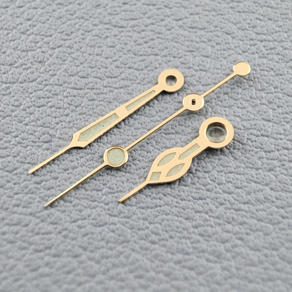 Custom luminous C3 hands in gold and other color